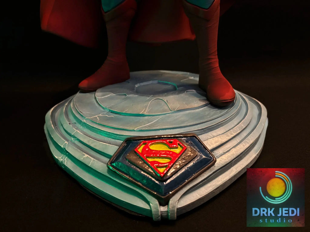 DC Superman 1/4 Scale DRK JEDI STUDIO