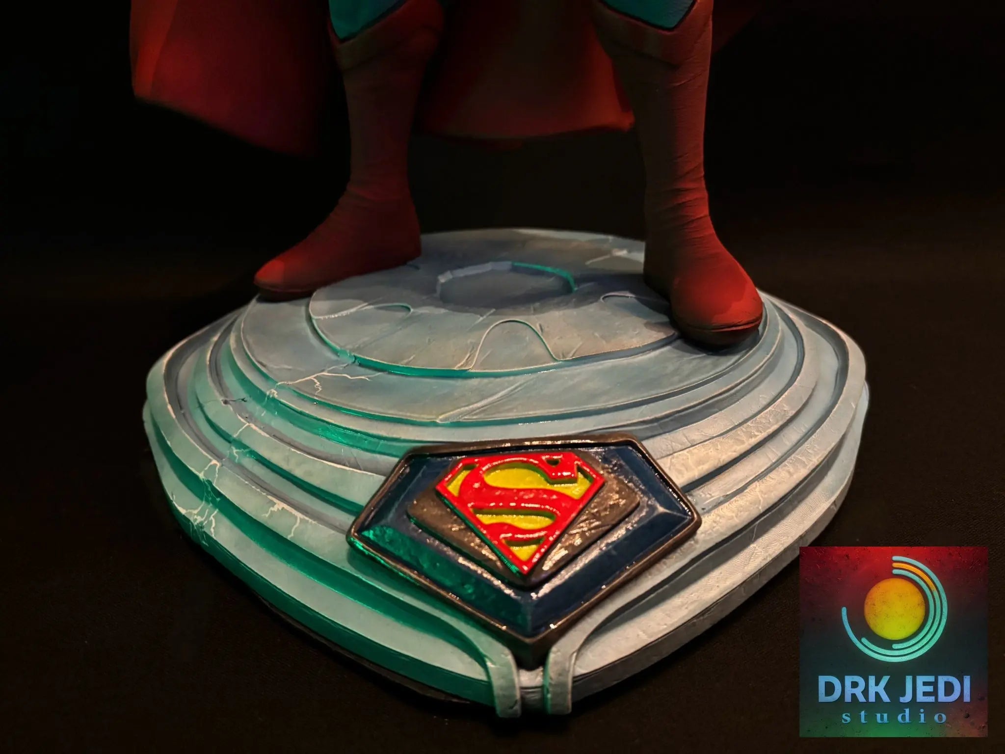 DC Superman 1/4 Scale DRK JEDI STUDIO